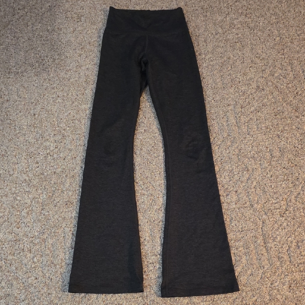 Aerie Offline The Hugger Bootcut Leggings Small X Long Color Charcoal